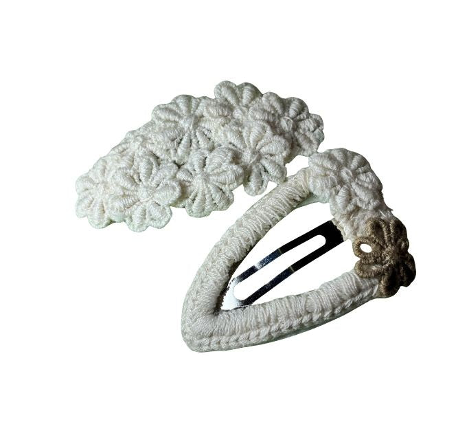 Vanilla Blossom Crochet Hair Clip Combo – Elegant Handmade Floral Hair Accessories