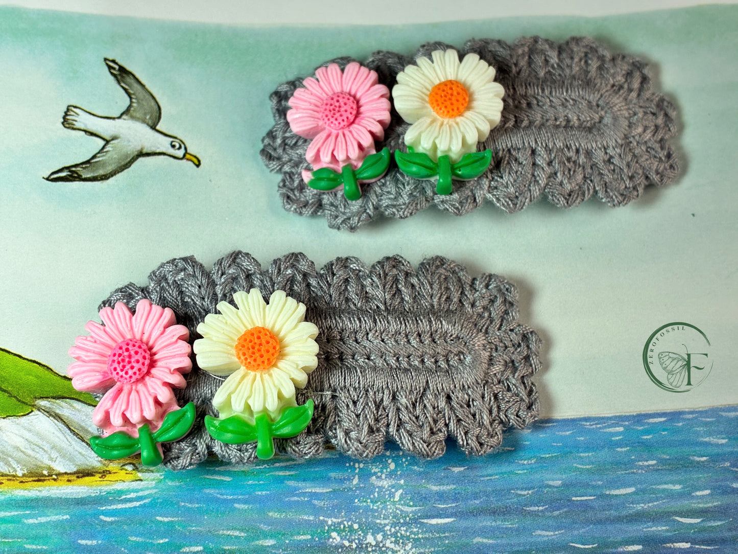 🌼 Daisy Tales Grey – Handmade Crochet Hair Clip with 3D Daisies | Stylish Hair Accessory for Girls & Women
