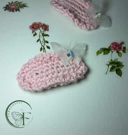 Sugar Wing – Handmade Pastel Pink Crochet Hair Clip with Butterfly Charm | Eco-Friendly Accessory for Girls