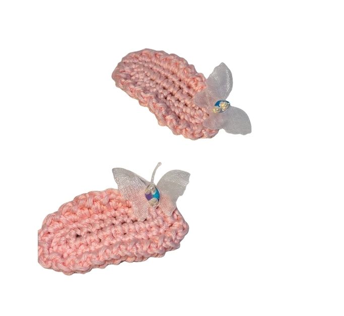 Sugar Wing – Handmade Pastel Pink Crochet Hair Clip with Butterfly Charm | Eco-Friendly Accessory for Girls