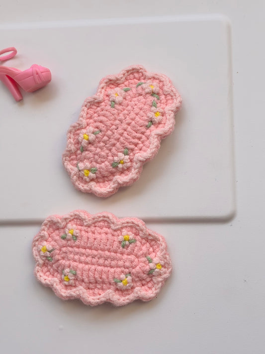 Handmade pink crochet hair clip with scalloped edges and embroidered white flowers – Cotton Candy baby girl accessory