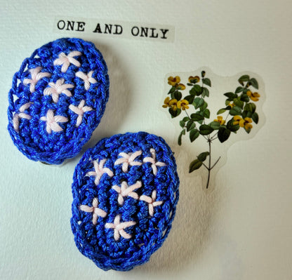 Starry Night Handmade Crochet Hair Clip – Blue & White Star Stitch Design | Baby Safe Girls Hair Accessory for Toddlers, Kids & Party Wear